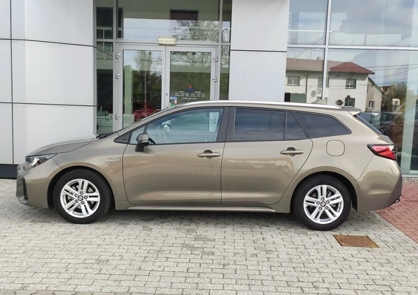 Suzuki Swace cena 101900 przebieg: 9388, rok produkcji 2022 z Gryfów Śląski małe 37